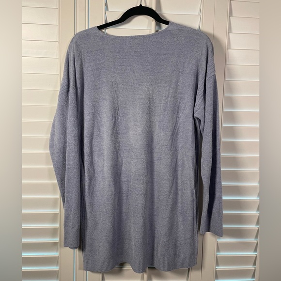 Barefoot Dreams V Neck CozyChic Sweater Women’s Size M Color Light Blue - Picture 3 of 3